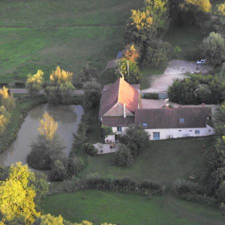 مبيت وإفطار Saint-Amand-en-Puisaye Domaine De Varenne المظهر الخارجي الصورة
